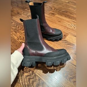 Ganni Chelsea Boots